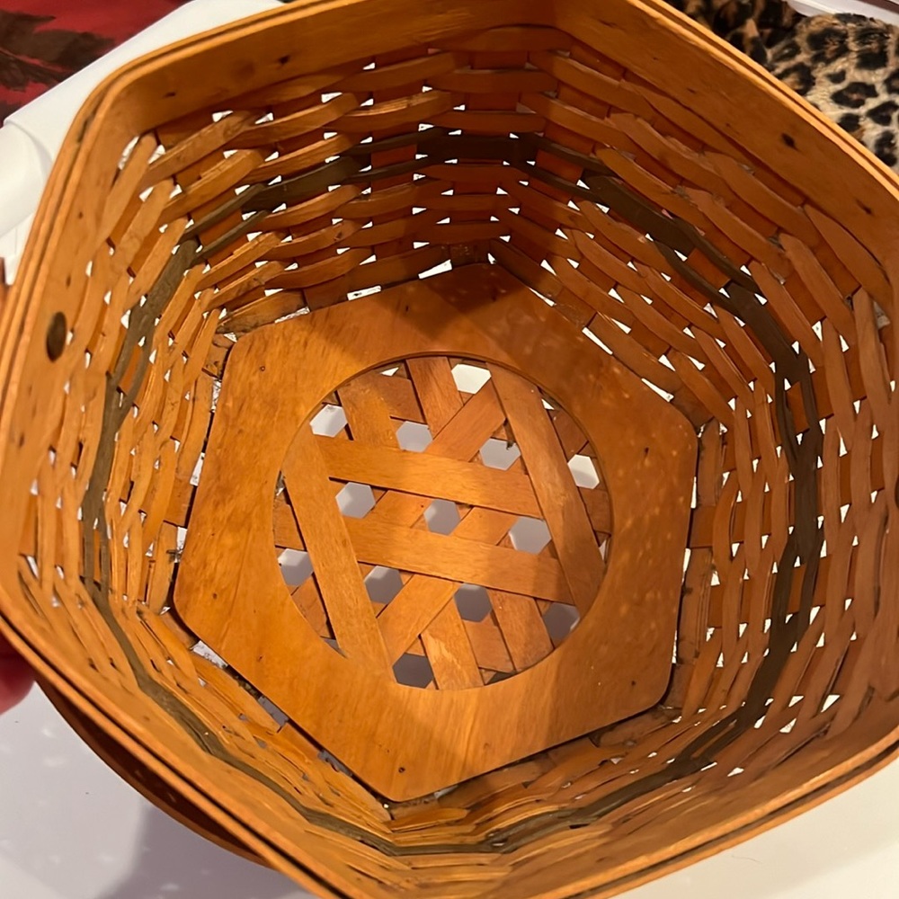 Longaberger basket 1997 EUC